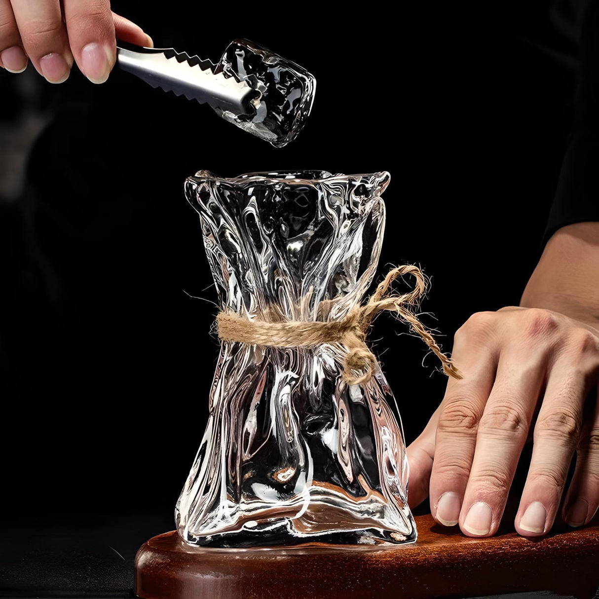 BARMAID BARWARE 270ml Creative Pleating Cocktail Glass 🍹 Pleating Cocktail Glass Julia M LifeStyles   