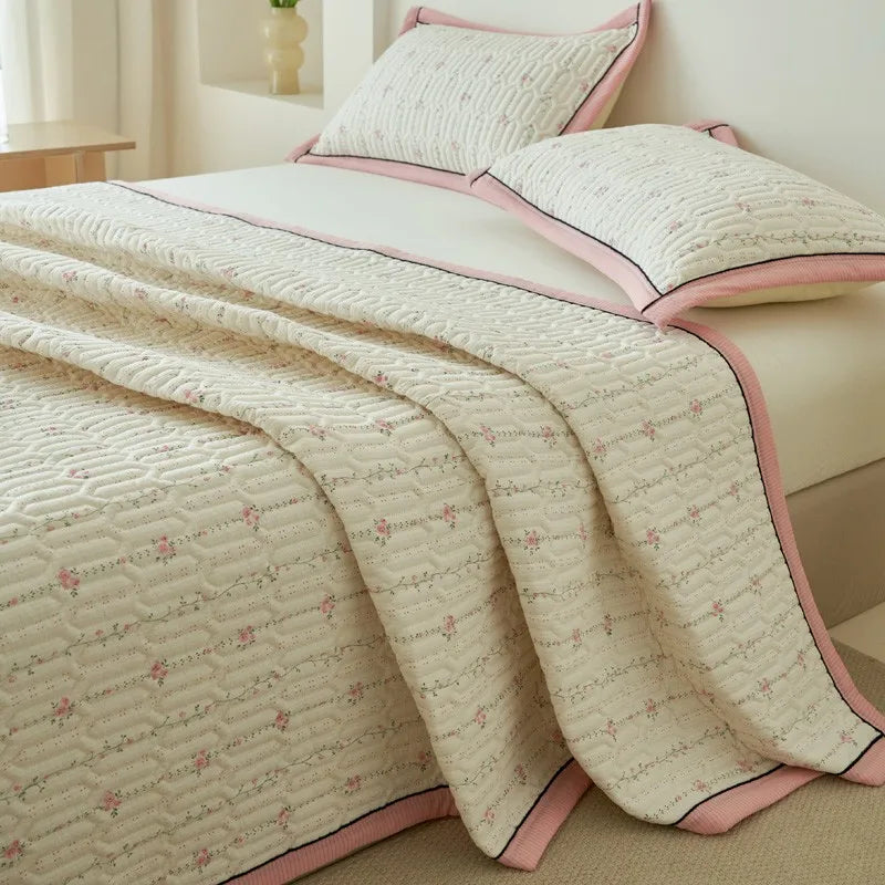 Beige Floral Reversible Quilt Set - 3 Pieces, Twin/Queen Size