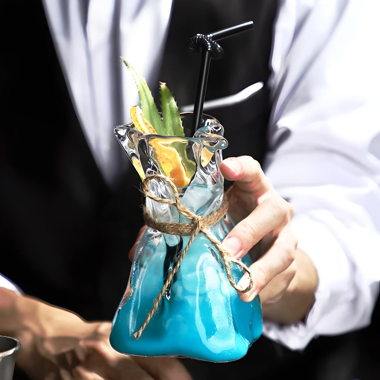 BARMAID BARWARE 270ml Creative Pleating Cocktail Glass 🍹 Pleating Cocktail Glass Julia M LifeStyles   