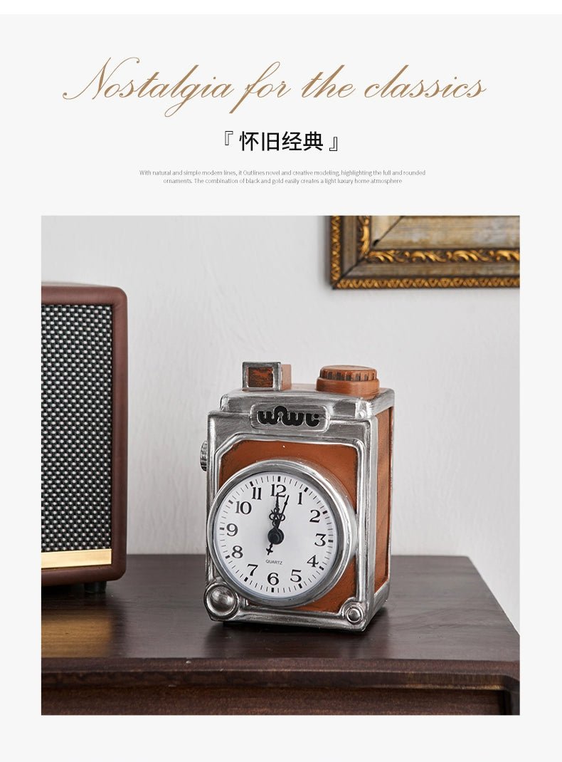 American Retro Clock Small Ornaments Home Decorations Living Room Desk Clock Desktop Clock For Home Bedroom Desk Clock Mute - Julia M LifeStyles