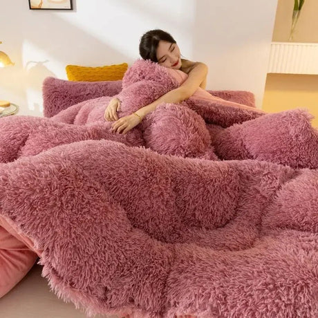 Double Thick Soft Blankets - Made of Luxurious Sheep Wool - Julia M LifeStyles