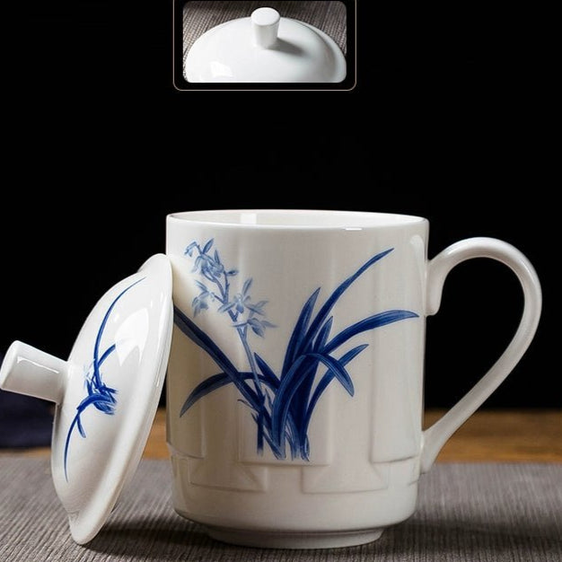 Elegant Blue and White Porcelain Cup with Lid for Tea Brewing - Julia M LifeStyles