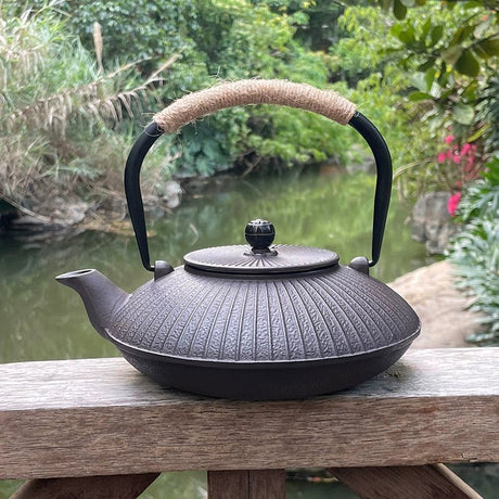 Handmade Japanese Style Cast Iron Kettle - Retro Umbrella Design - Julia M LifeStyles