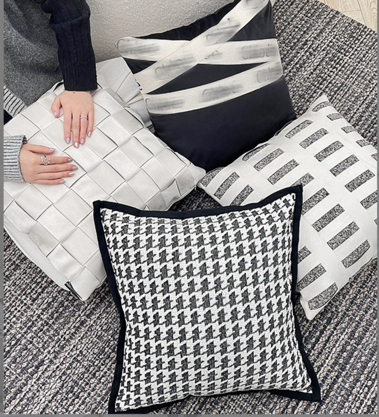 Houndstooth Hand-Woven Cotton & Linen Throw Pillow Cover - Julia M LifeStyles