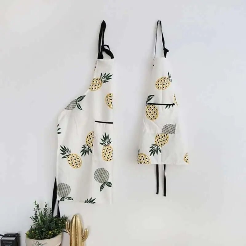 household baking apron - Julia M LifeStyles