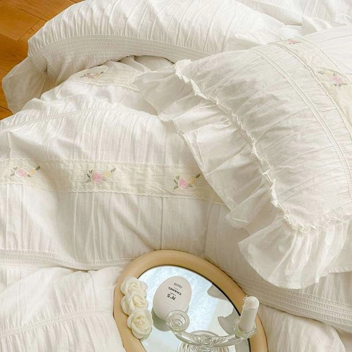 Korean Chic Embroidered Patchwork Bedding Set - Julia M LifeStyles