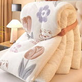 Luxurious Lamb Wool Duvet - Warm & Soft Quilt for All Seasons - Julia M LifeStyles