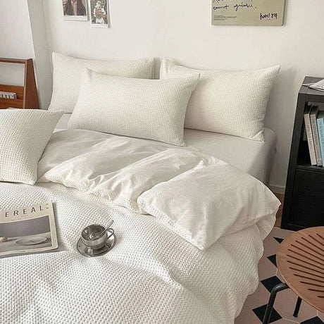 Luxurious Winter Bliss Cotton Bedding Set - Julia M LifeStyles