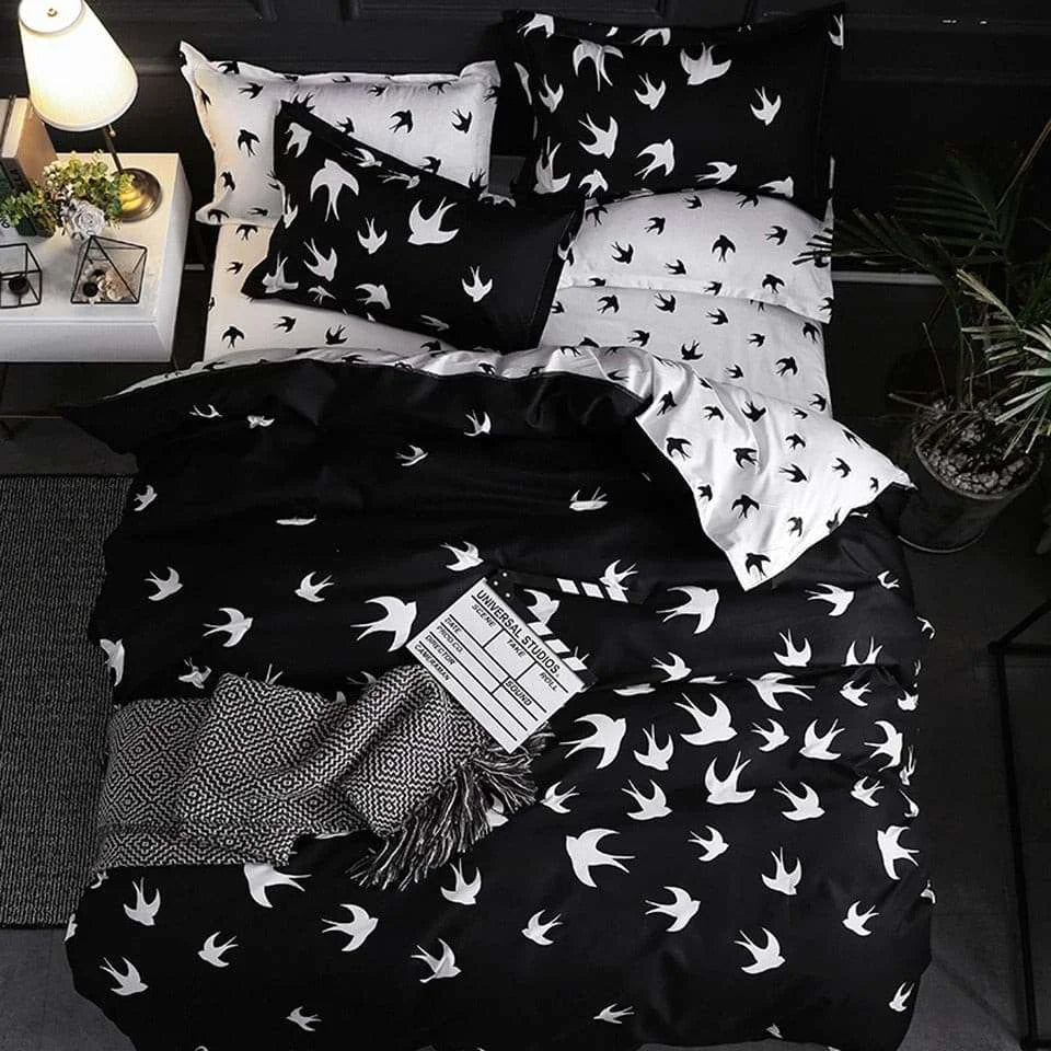 Luxury Black Bedding Set - Julia M LifeStyles