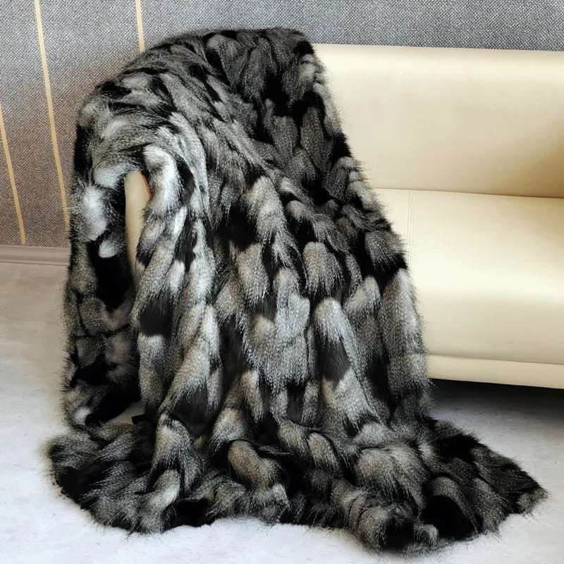 Luxury Plush Peacock Fur Blanket - Julia M LifeStyles