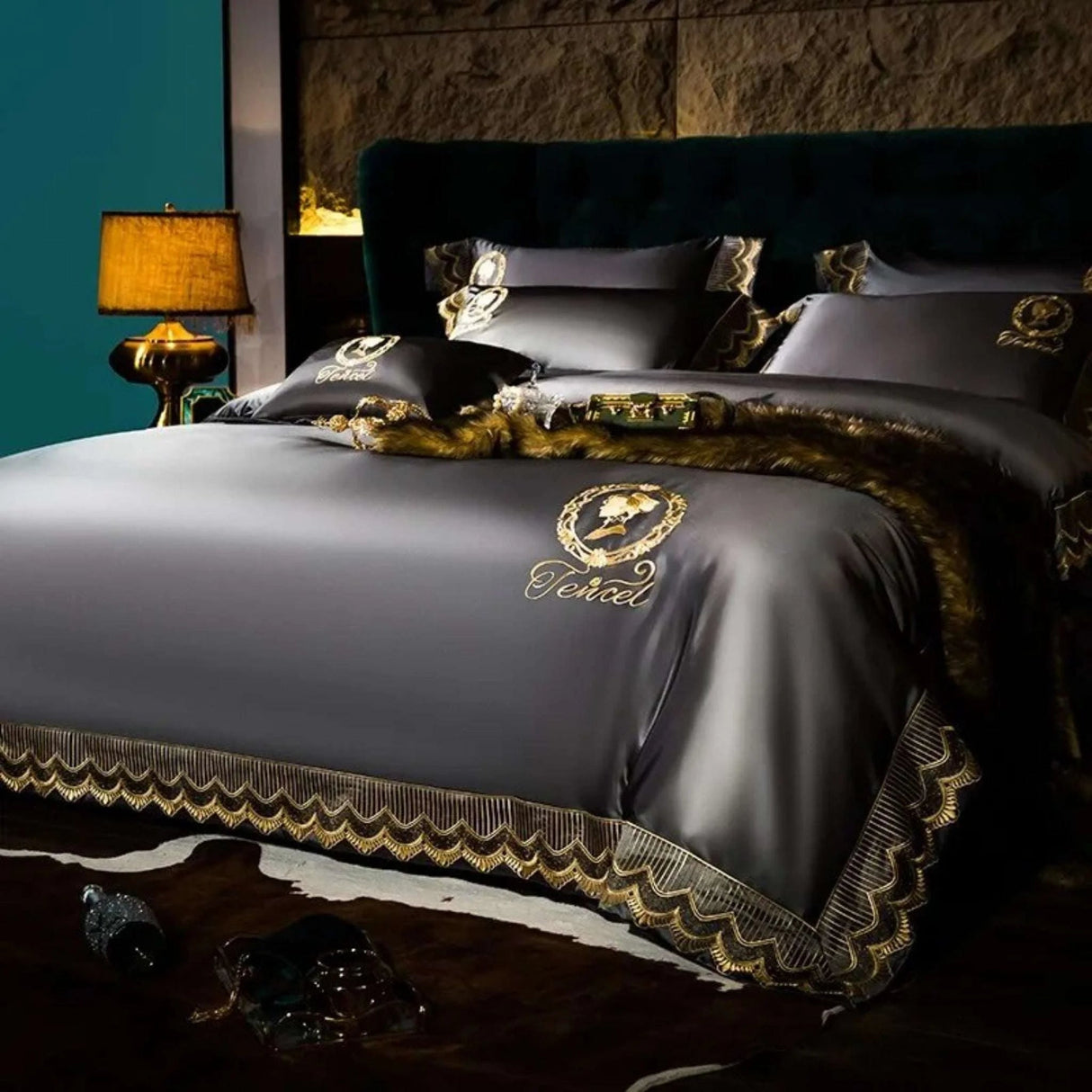 Luxury Silk and Cotton Embroidery Duvet Set 4/6Pcs - Julia M LifeStyles