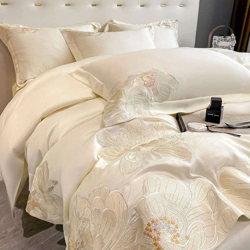 Milkshake White 600TC Egyptian Cotton Flowers Embroidery Bedding Set - Julia M LifeStyles