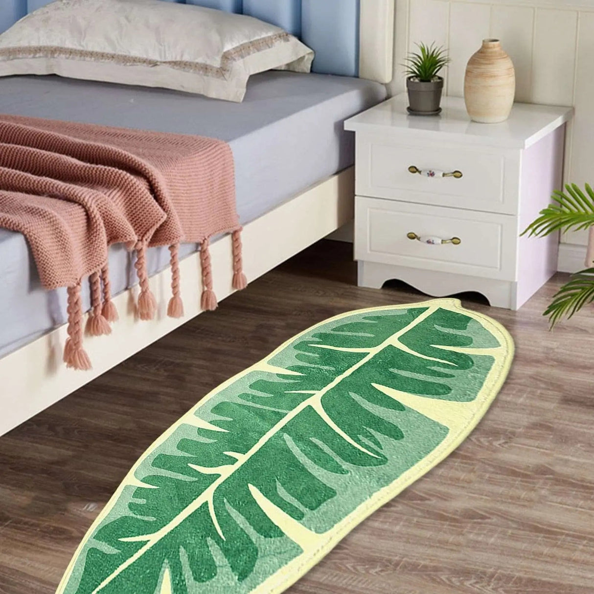 Modern Leaf Pattern Bathroom Toilet Waterproof Mat. - Julia M LifeStyles