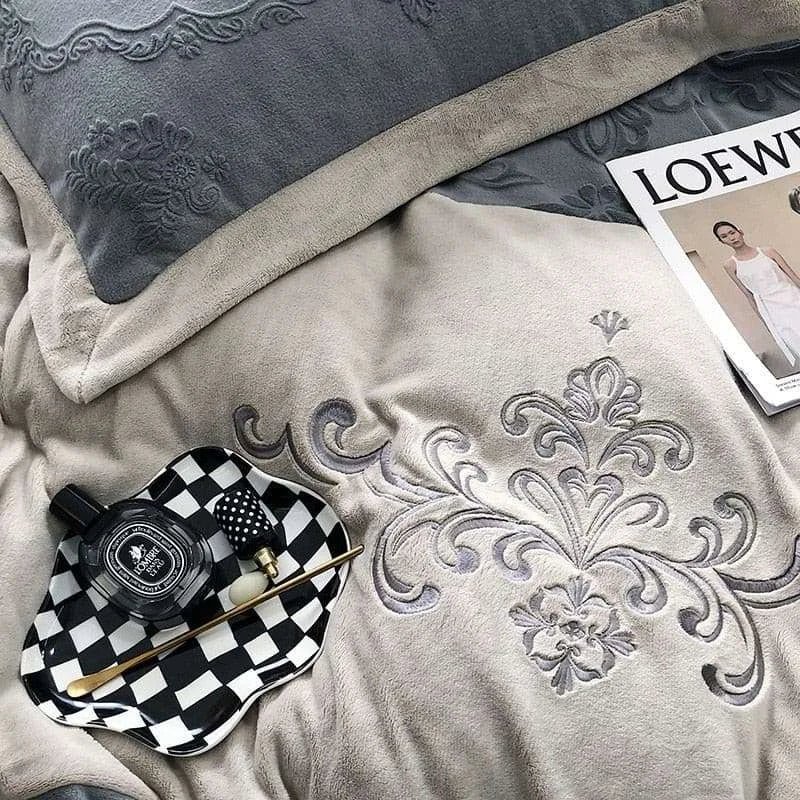 Super Soft Velvet Fleece Carved Winter Bedding Set - Julia M LifeStyles